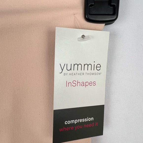 Yummie Womens Cleo High Waisted Shaping Shorts Size S/M - Picture 3 of 6